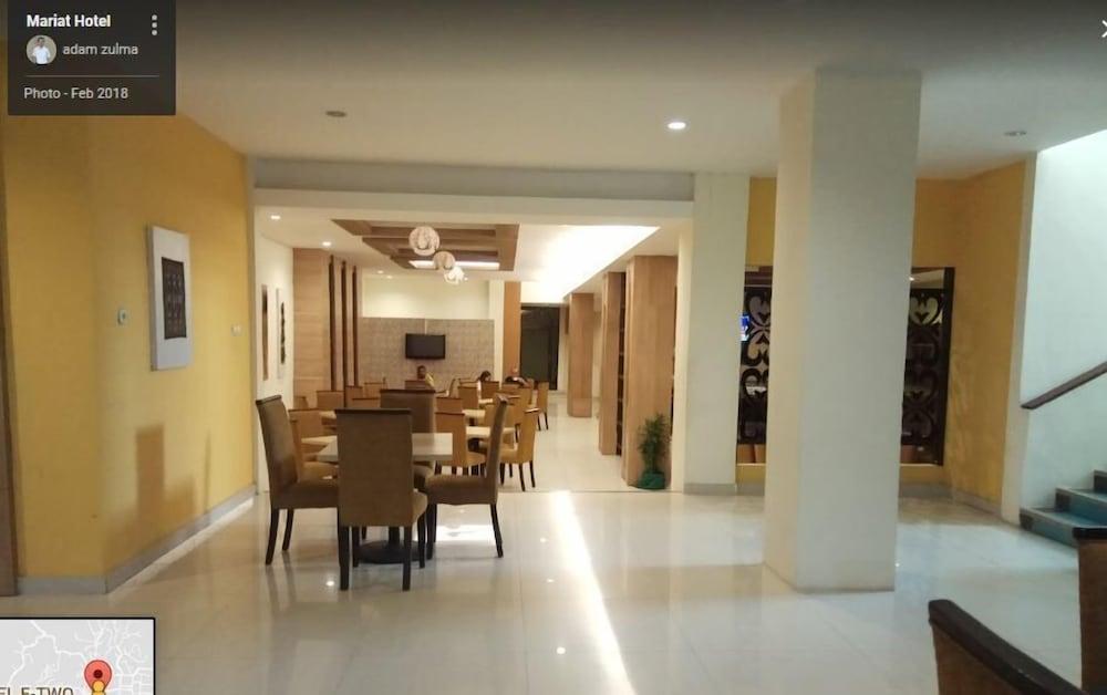 Hotel Mariat Sorong Exterior photo